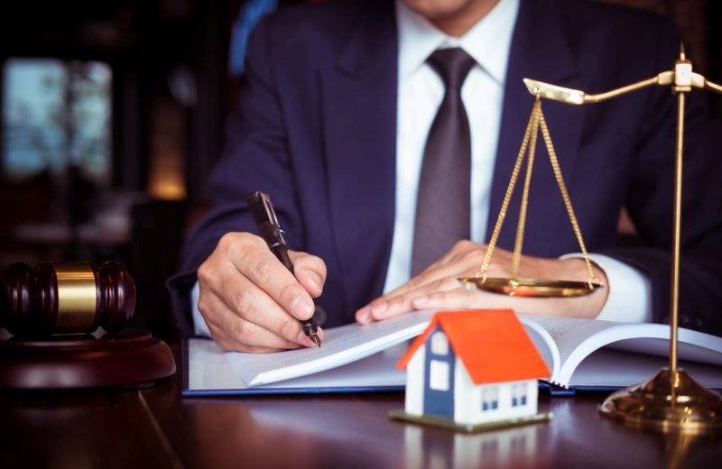 Real_Estate_Law_thumb